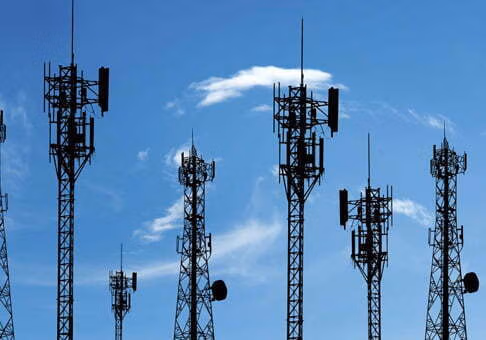 Rentabiliza tu tejado, azotea o terreno con infraestructuras de telecomunicaciones antena